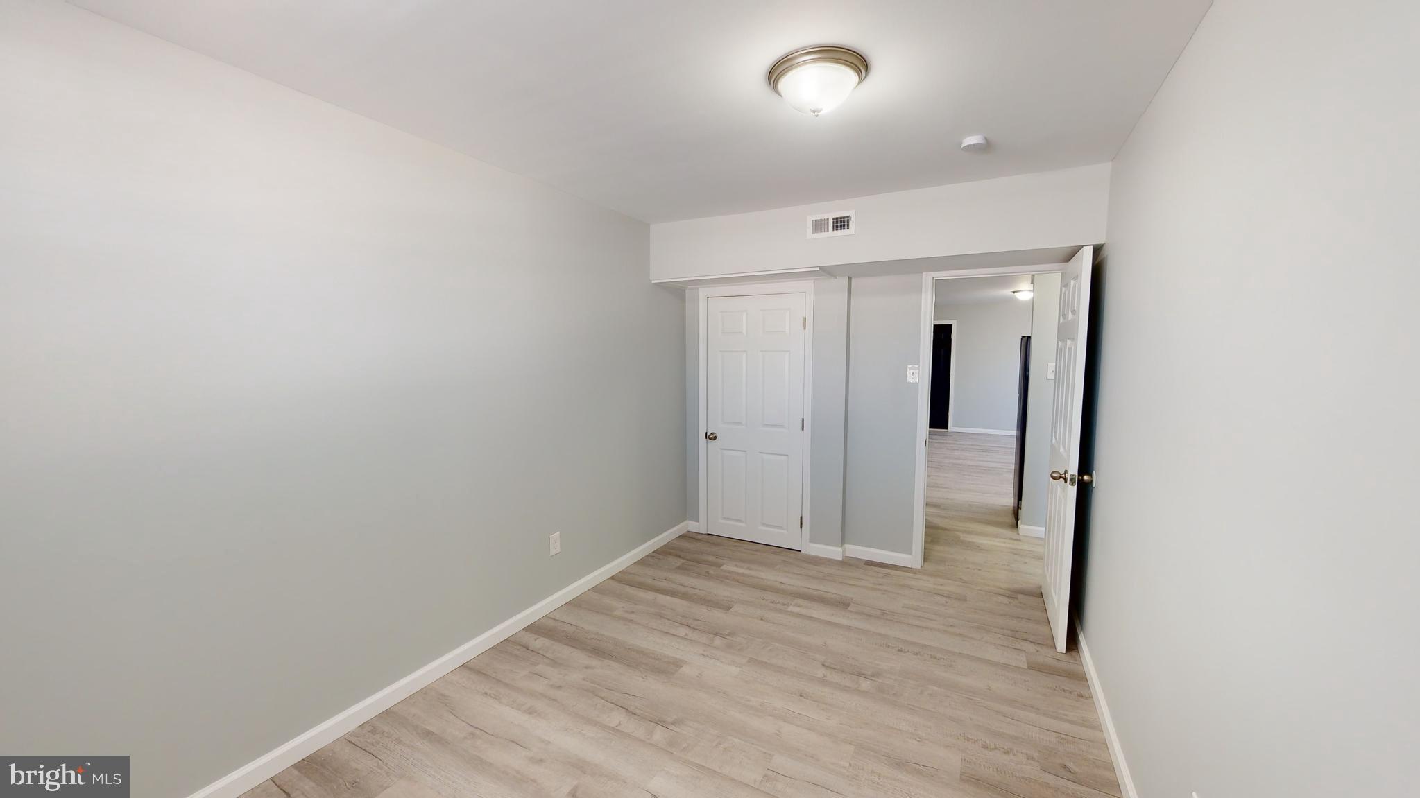 910 GATEWAY BOULEVARD D6