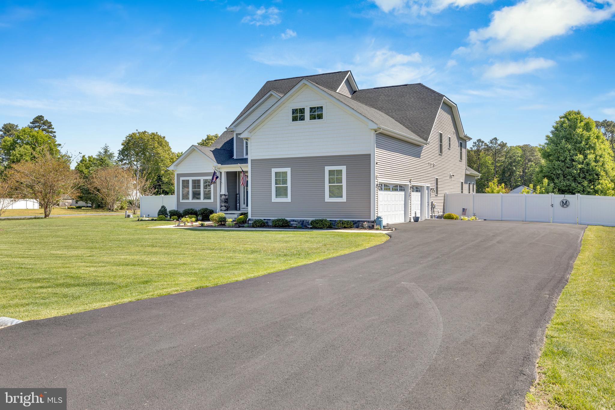 29476 JOHN DEERE DRIVE