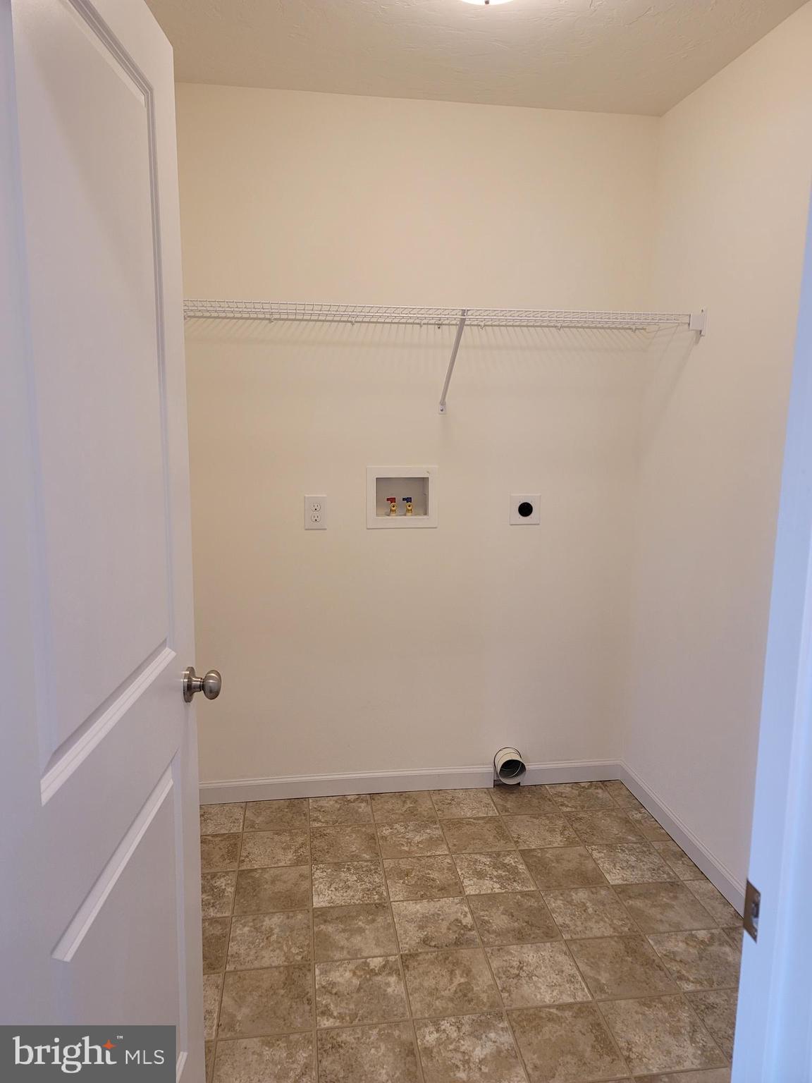 KINGS COURT AT BROWNSTONE - Residential