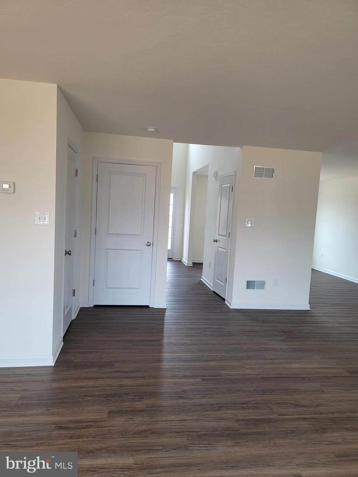 KINGS COURT AT BROWNSTONE - Residential