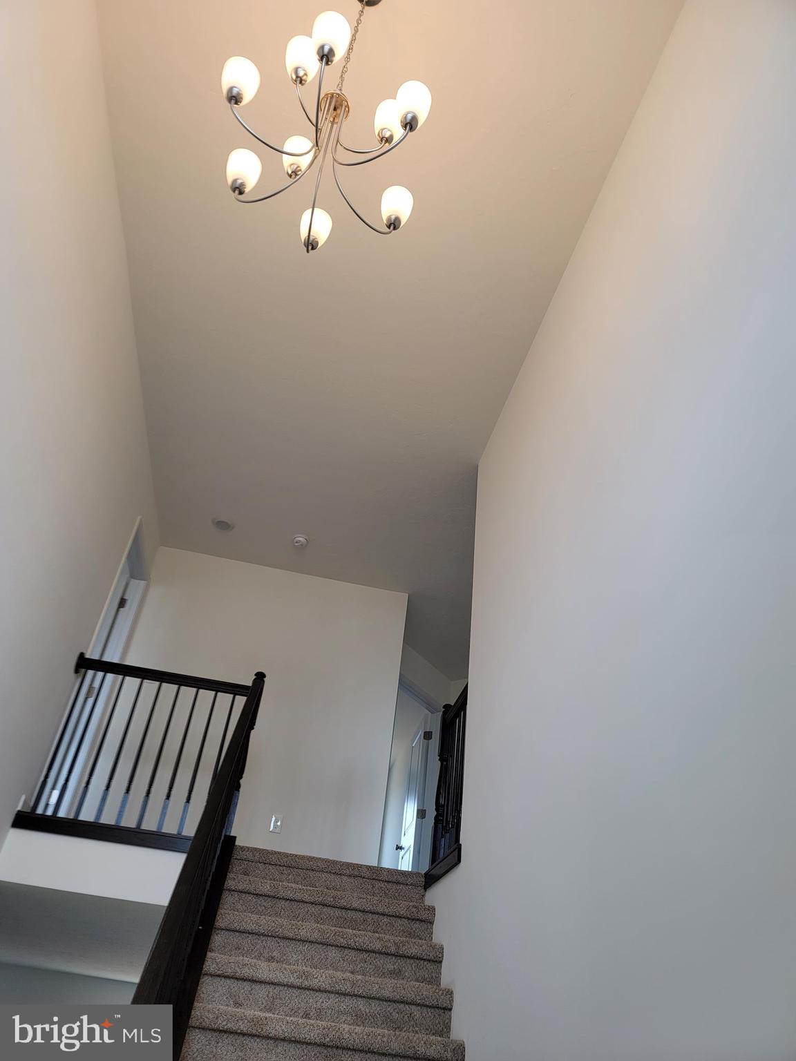 KINGS COURT AT BROWNSTONE - Residential