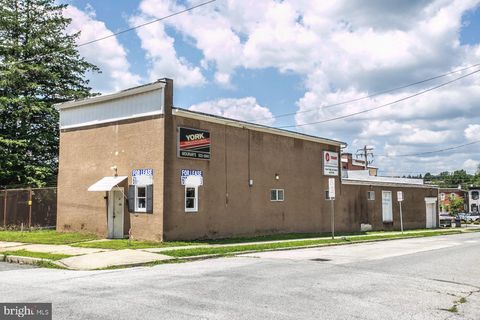 Photo of 345 Morgan Street, PHOENIXVILLE, PA 19460 (MLS # PACT2107218)