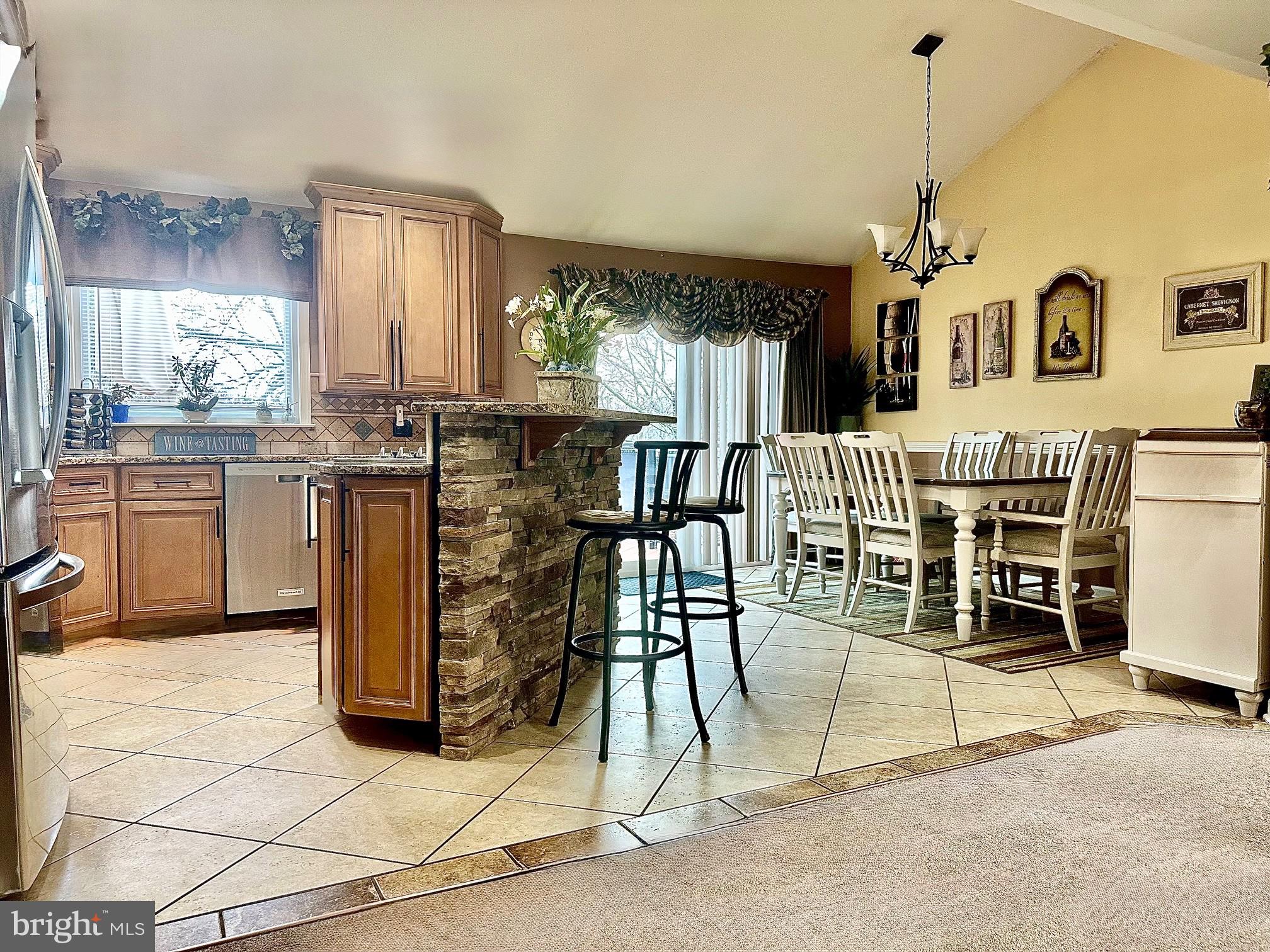 BRIAR HILL FARMS - Residential