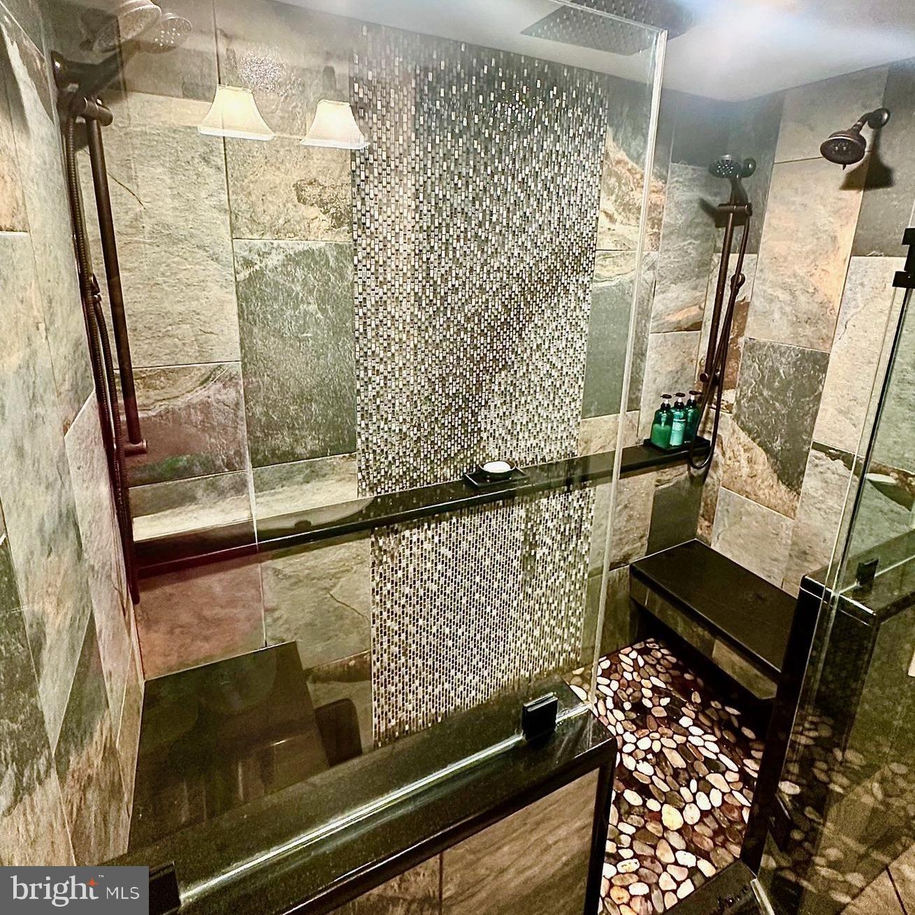 BRIAR HILL FARMS - Residential