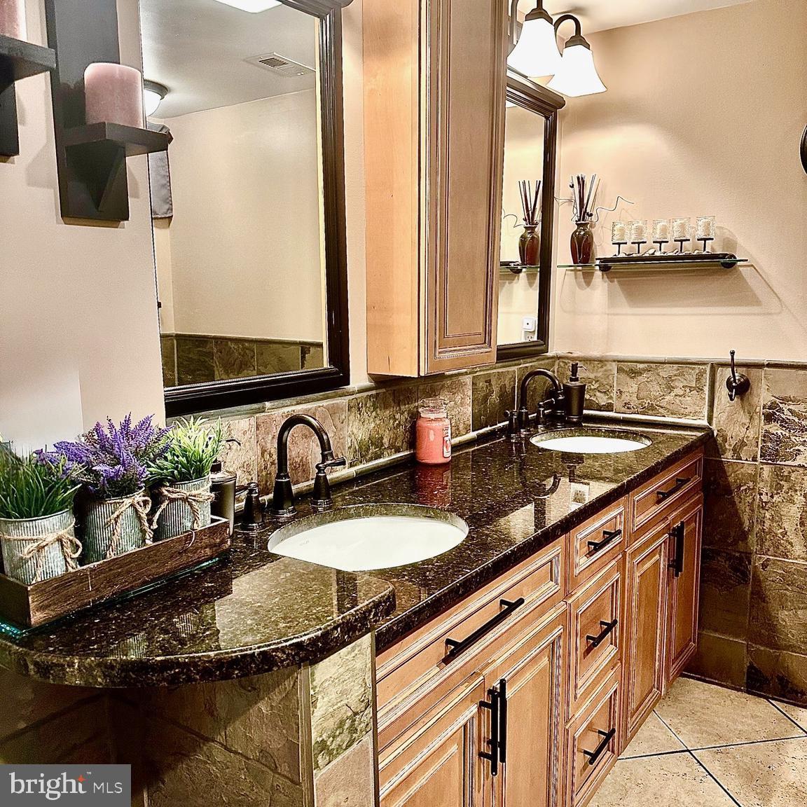 BRIAR HILL FARMS - Residential