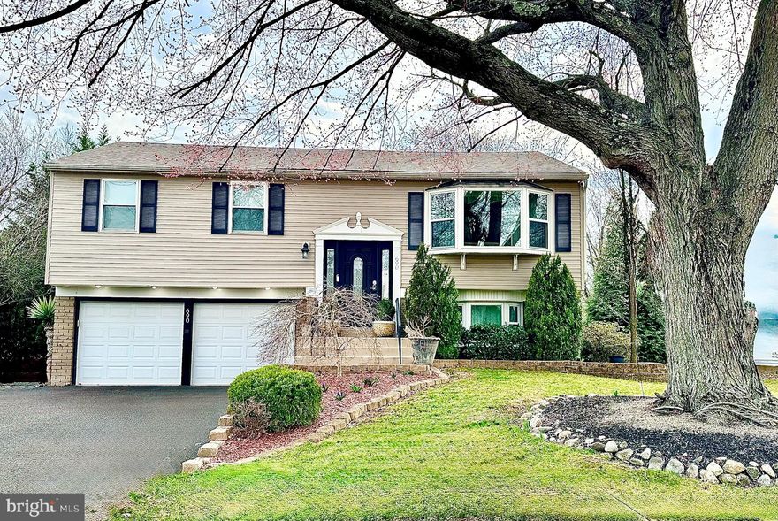 Open concept single home in excellent condition located in Briar Hill Farms off of Davisville Road. Beautiful Foyer entrance with lead glass door. Kitchen features cathedral ceiling, modern stainless steel appliances and gas cooking, stone kitchen island and open into dining area with sliding glass doors to rear, second floor deck. Open and airy living room with gas fireplace, vaulted ceilings, ceiling fan and extended bay window. Three bedrooms, and full bathroom on main level. Primary bedroom with stunning full bathroom with walk-in shower with 5  shower heads, sound system, heated tile flooring, double sinks and access to rear yard for your morning coffee. 3 year old roof, 1 year old tankless hot water heater
Settlement date negotiable. Washer, dryer, refrigerator included.
Two car front garage with work/sink area and 2 single garage doors. Square footage is estimated.