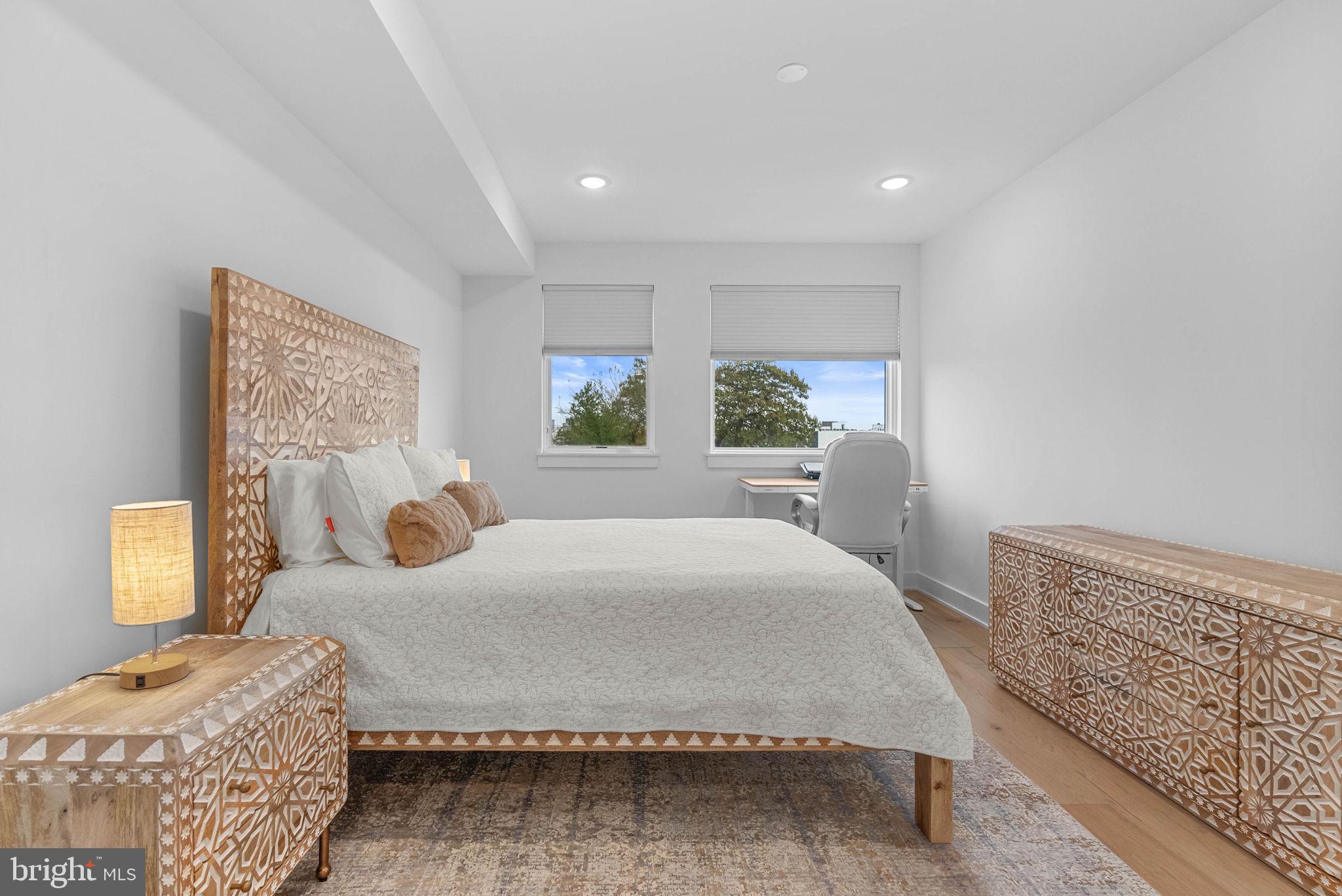 FRANCISVILLE - Residential