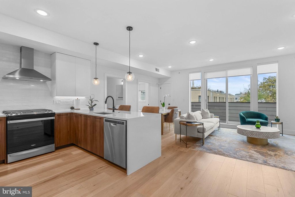 Photo of 1723 Francis Street #4E, PHILADELPHIA, PA 19130 (MLS # PAPH2572782)