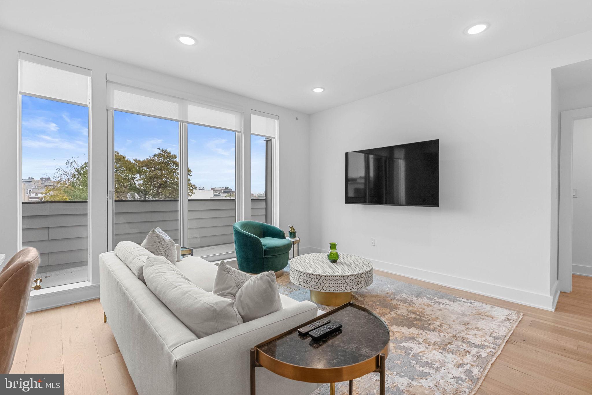 FRANCISVILLE - Residential