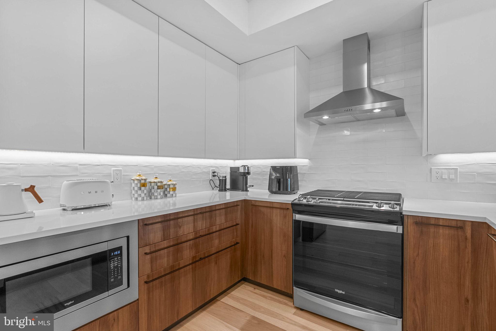 FRANCISVILLE - Residential