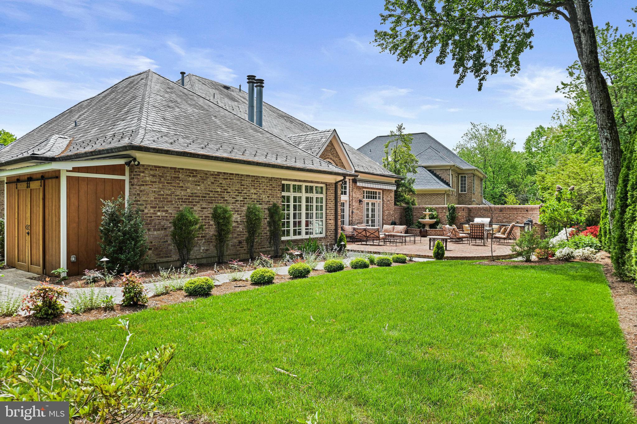 MAPLEWOOD - Residential