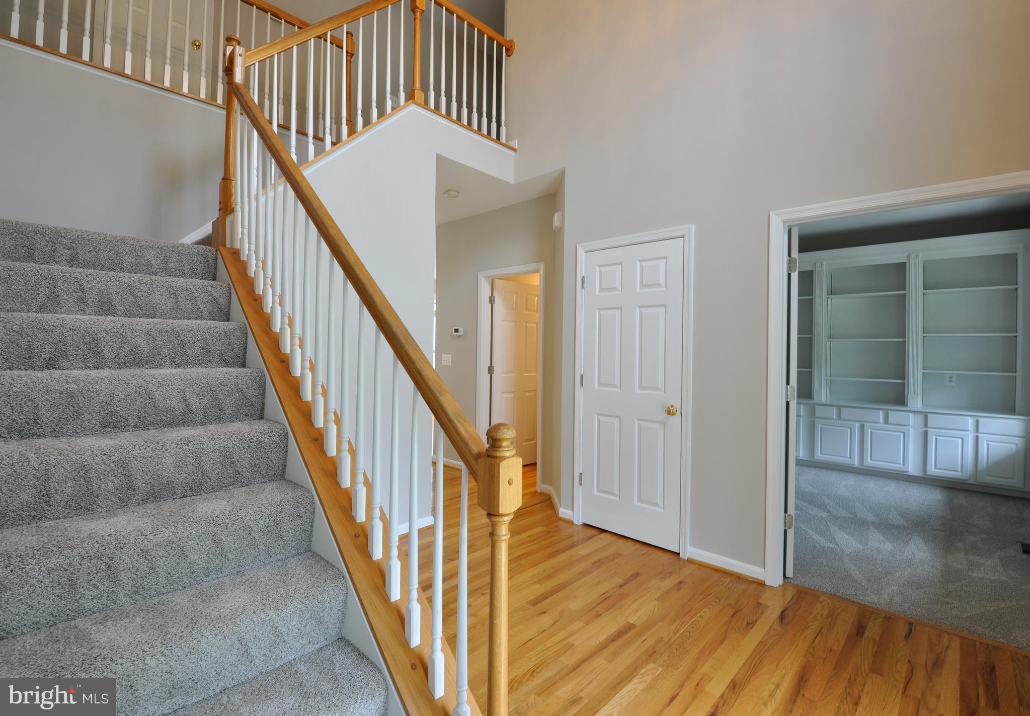 LEE'S HILL - Residential