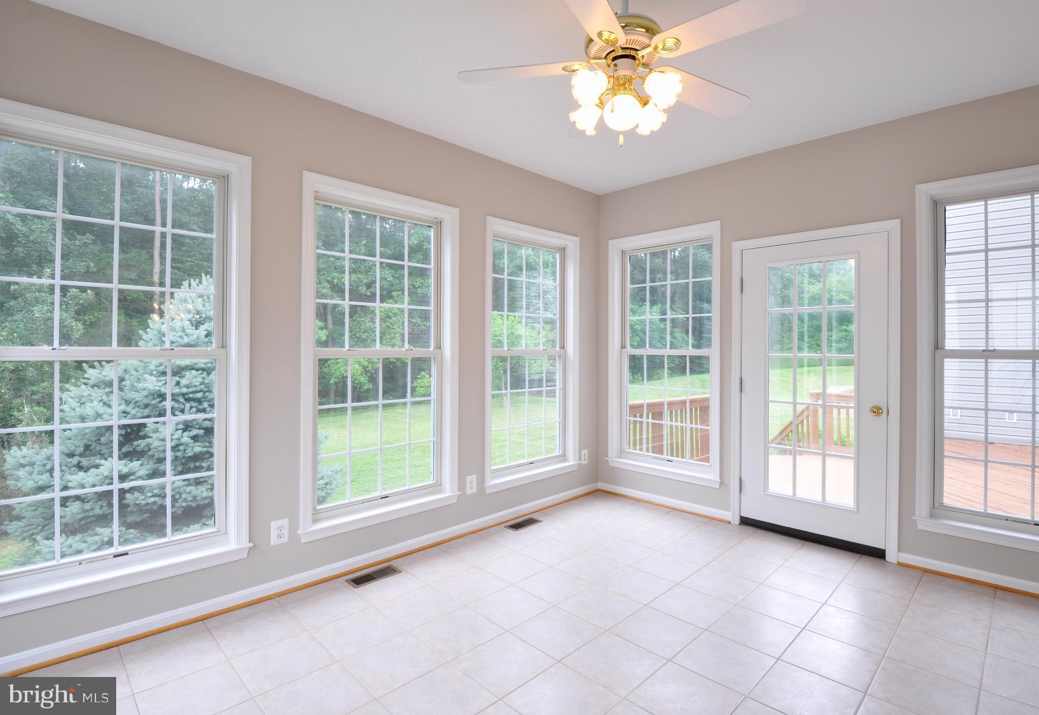 LEE'S HILL - Residential