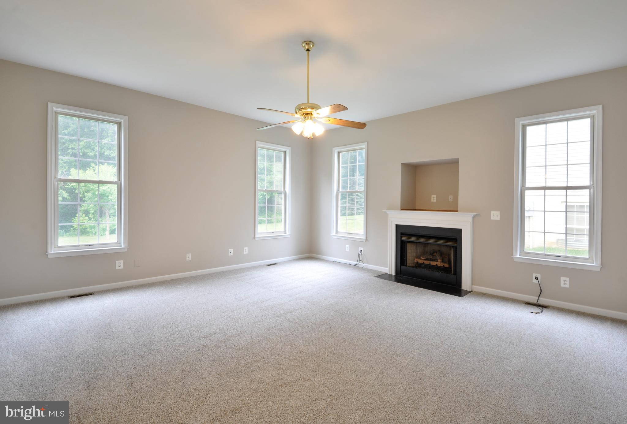 LEE'S HILL - Residential