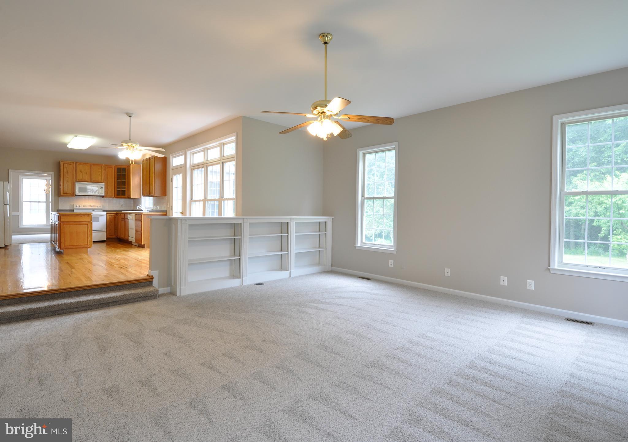 LEE'S HILL - Residential