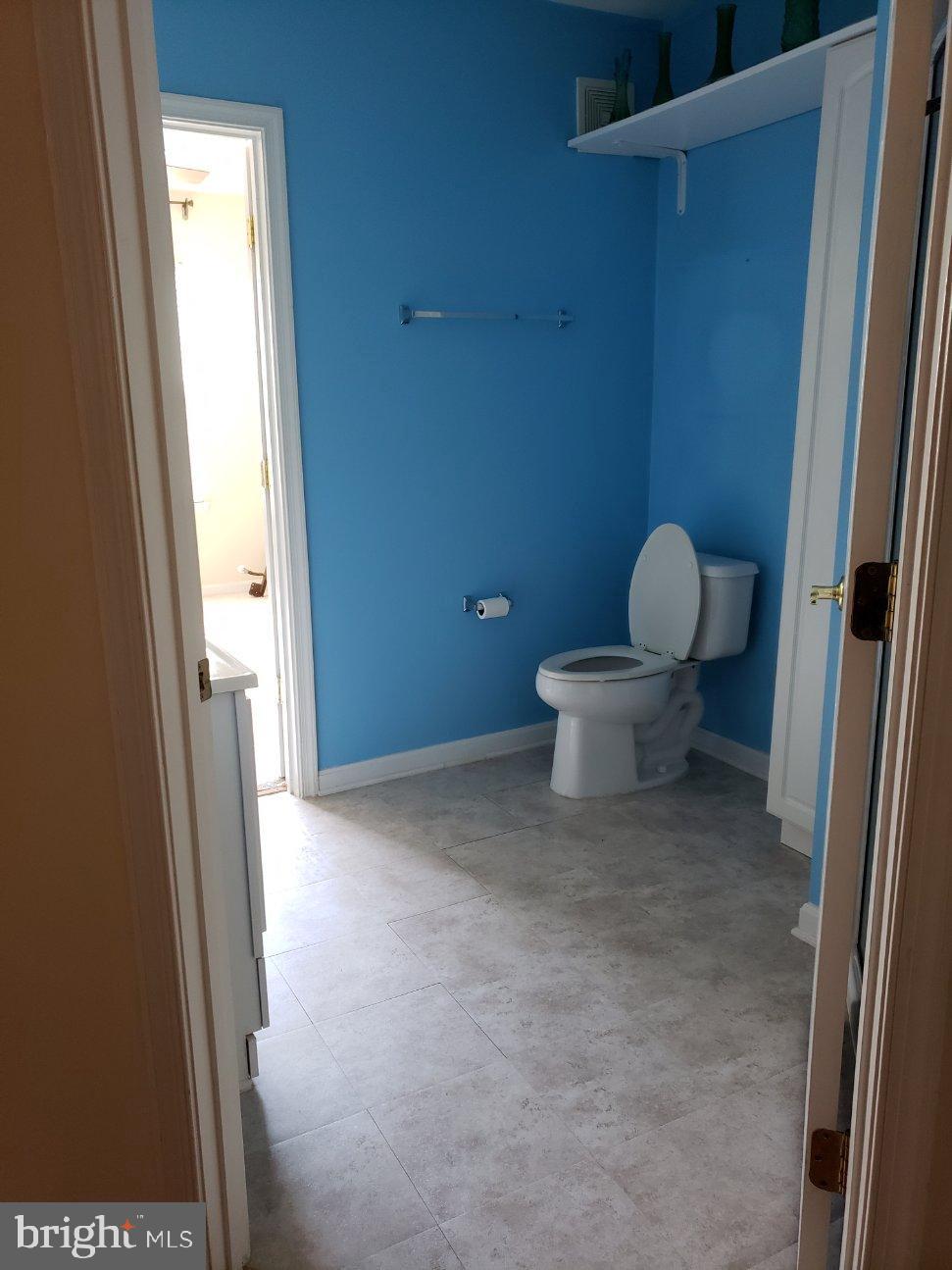 DOMINION STATION CONDOMINIUM - Residential Lease