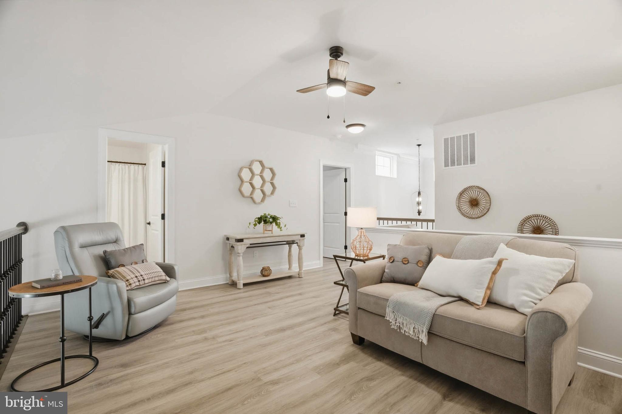 BAY BRIDGE COVE - Residential