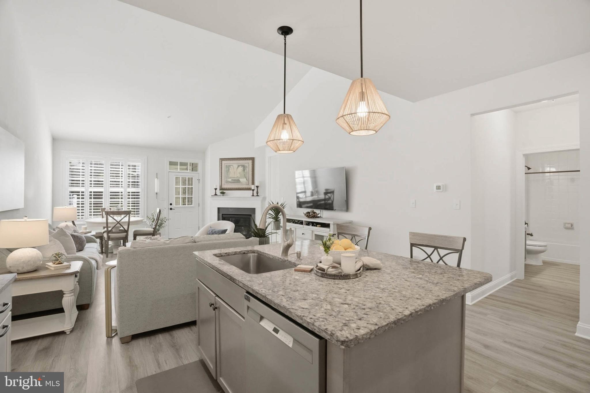 BAY BRIDGE COVE - Residential