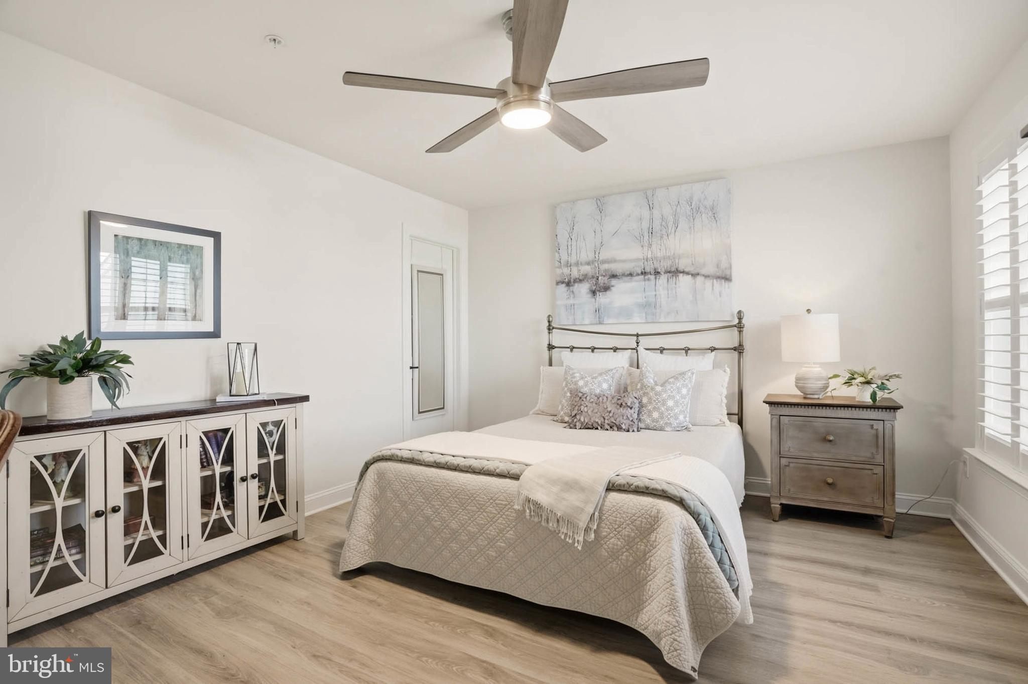 BAY BRIDGE COVE - Residential