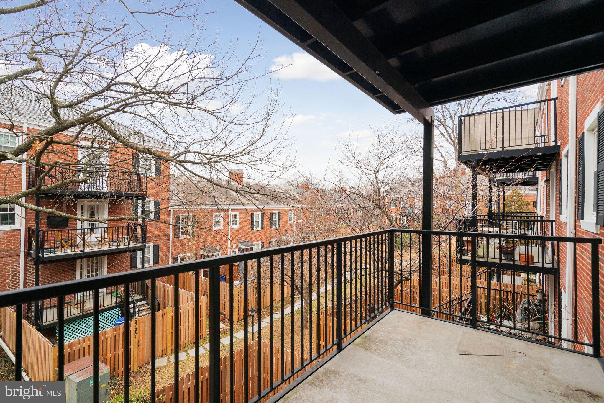 FAIRLINGTON - Residential