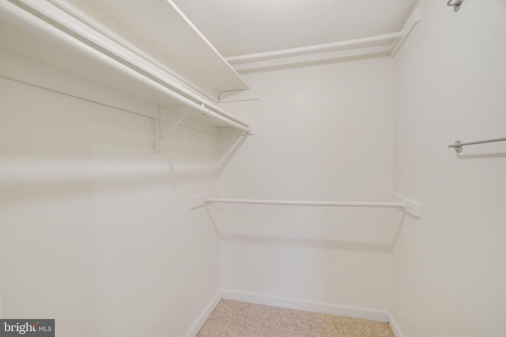 FAIRLINGTON - Residential