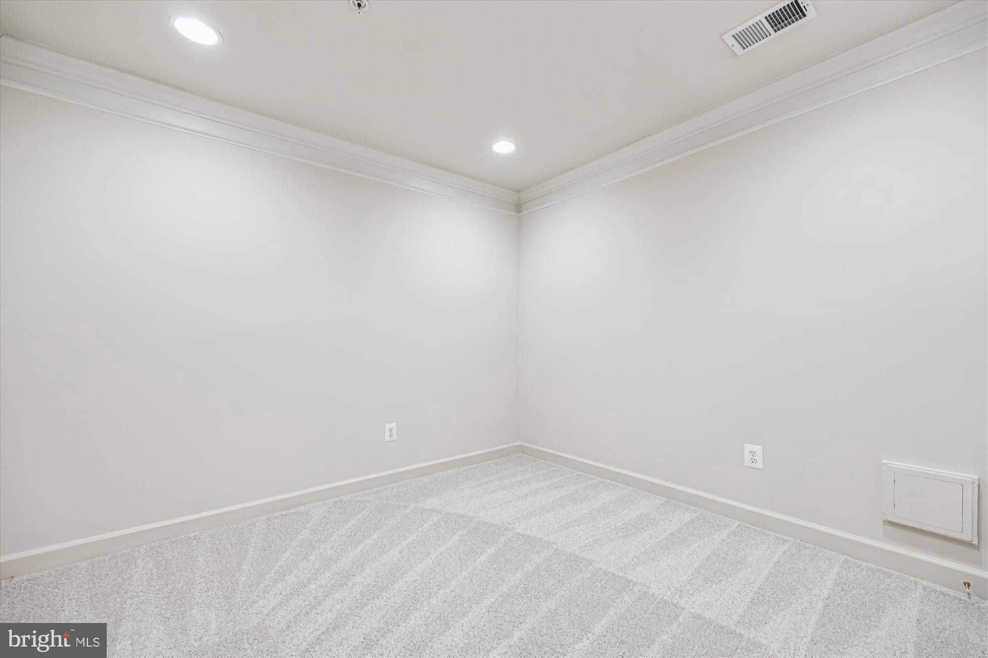 GREENWAY VILLAGE - Residential