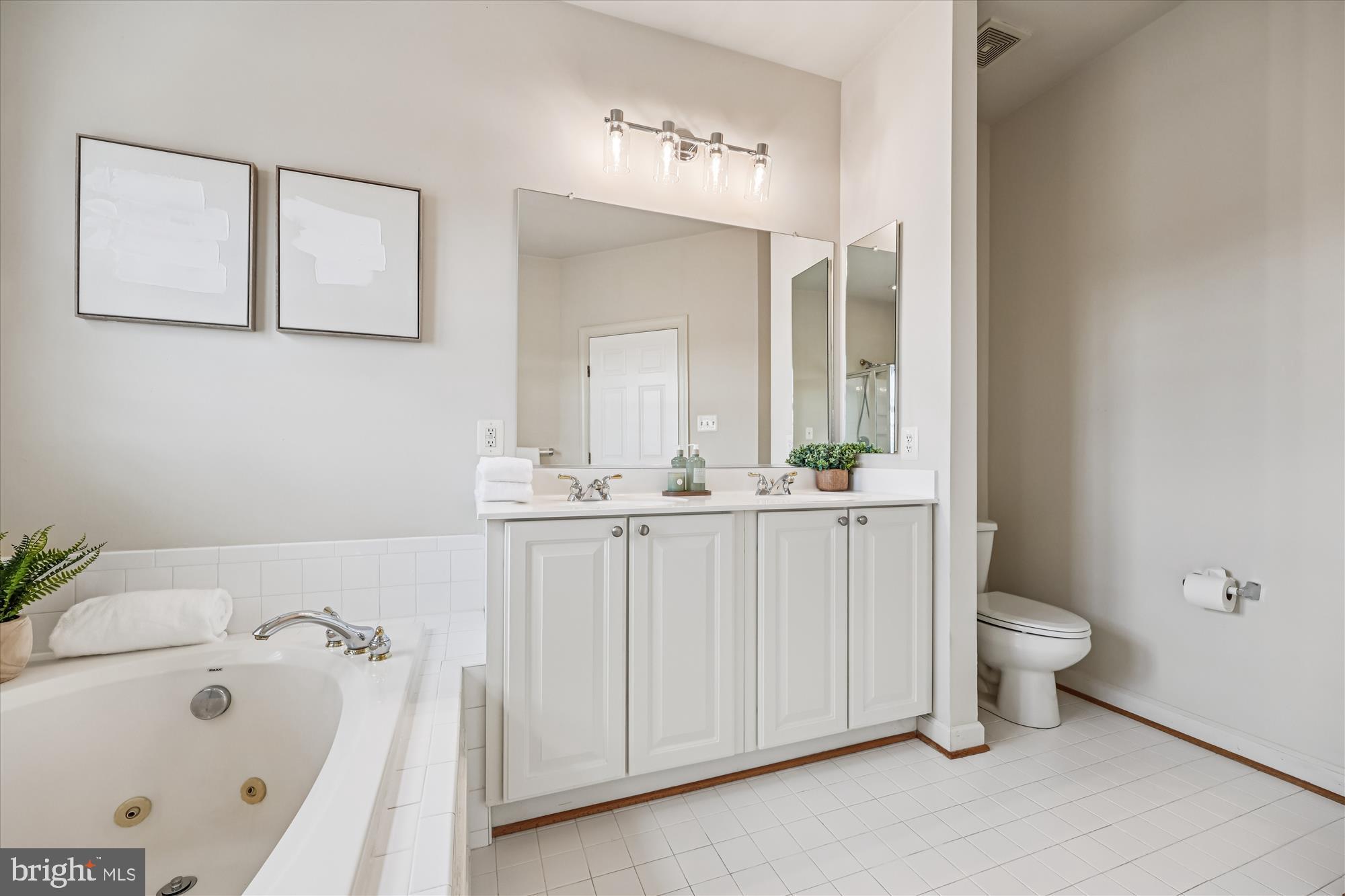 GREENWAY VILLAGE - Residential