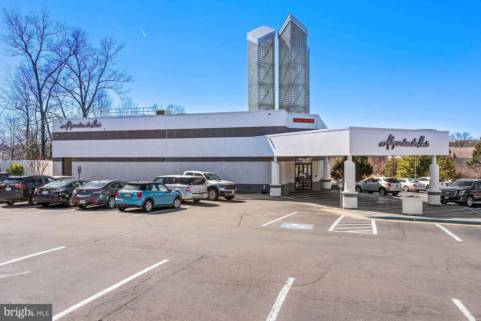 GATES OF FAIR LAKES - Residential