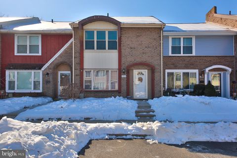 1004 WEYBRIDGE COURT BENSALEM PA 19020