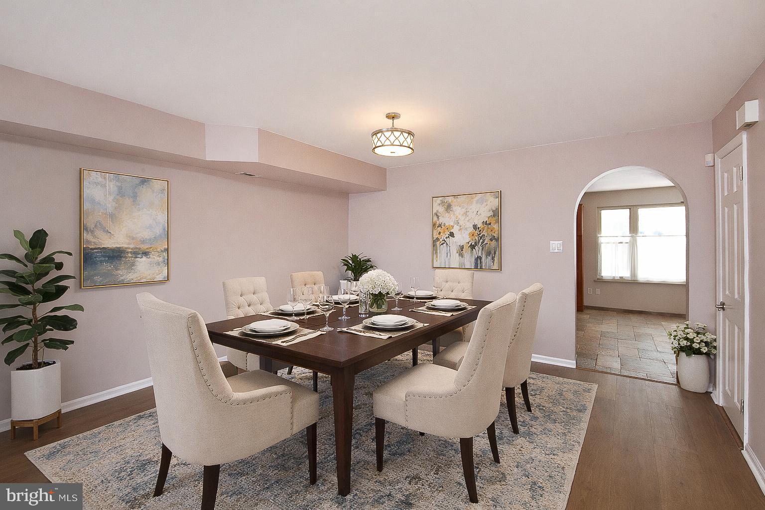 1004 WEYBRIDGE COURT