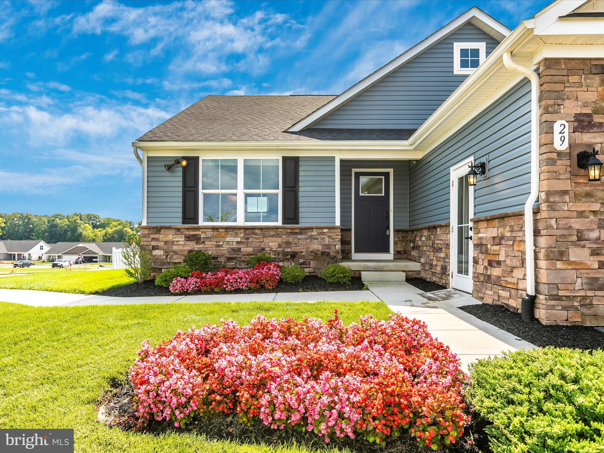 CARDINAL POINTE - Residential