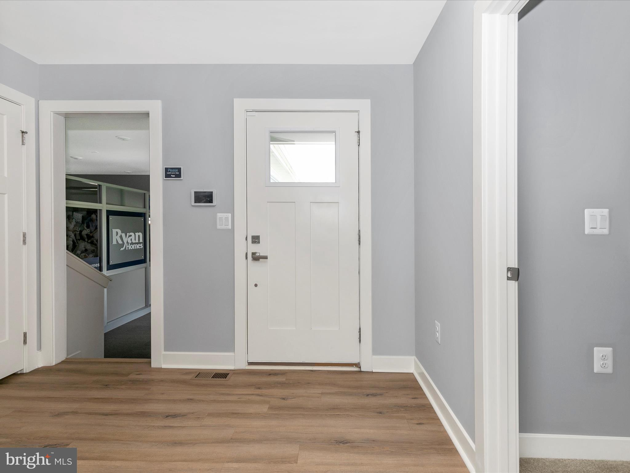 CARDINAL POINTE - Residential