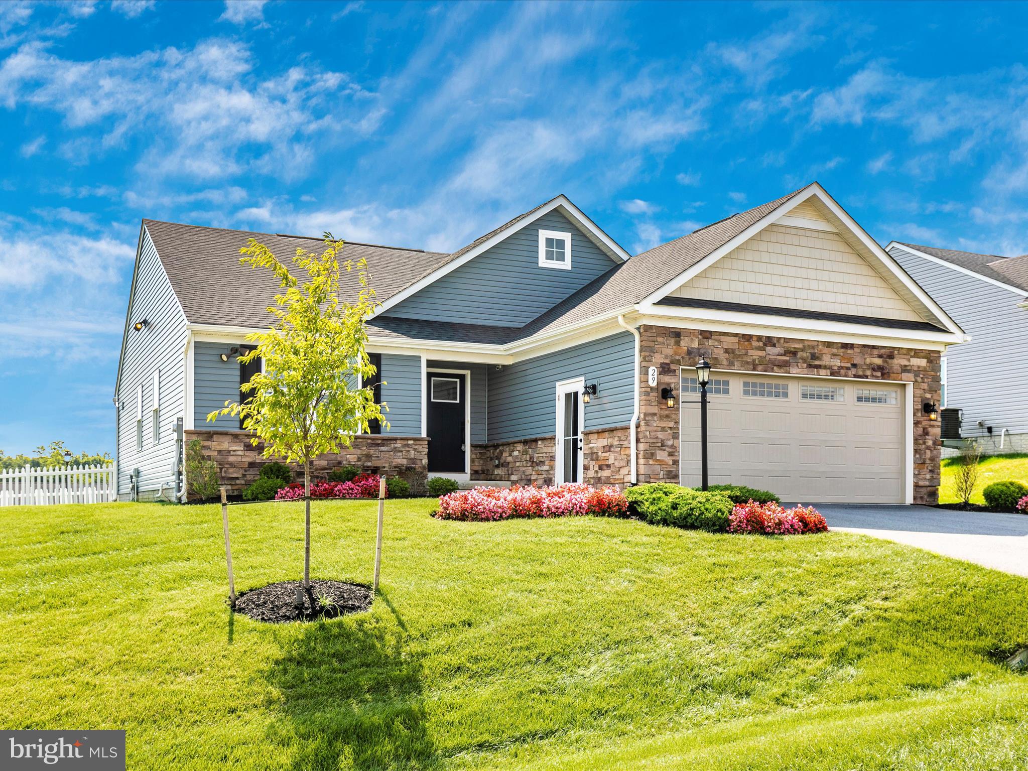 CARDINAL POINTE - Residential