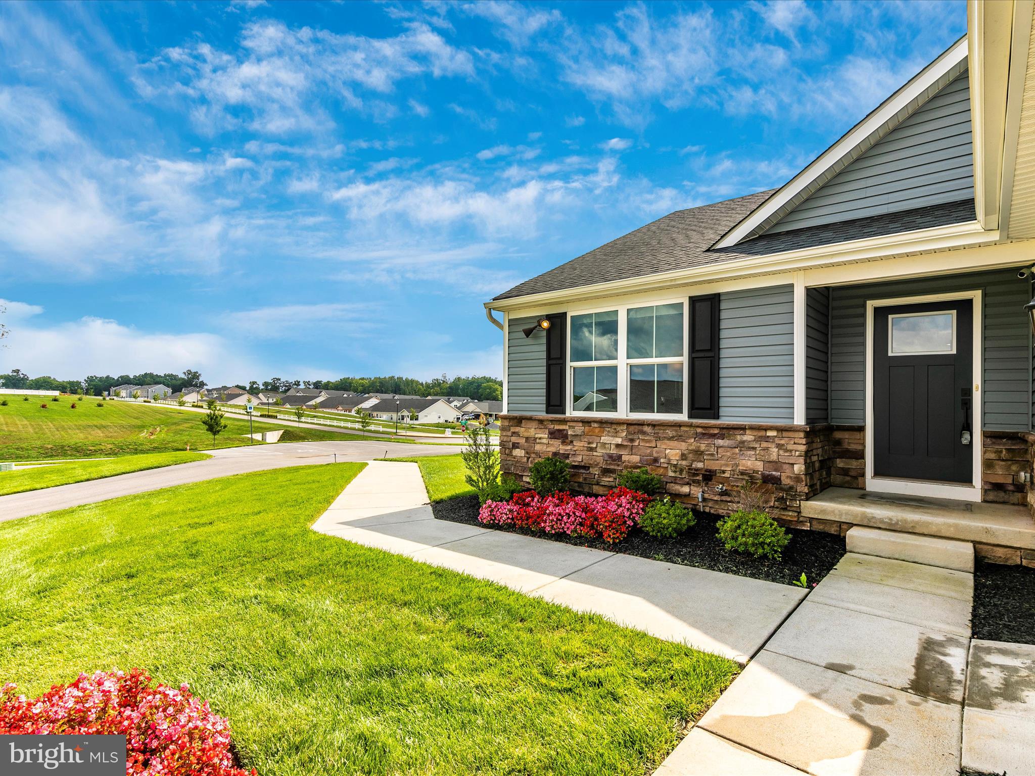 CARDINAL POINTE - Residential