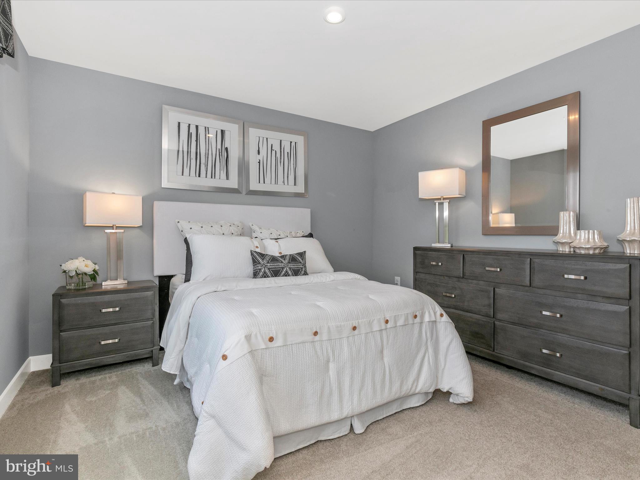 CARDINAL POINTE - Residential