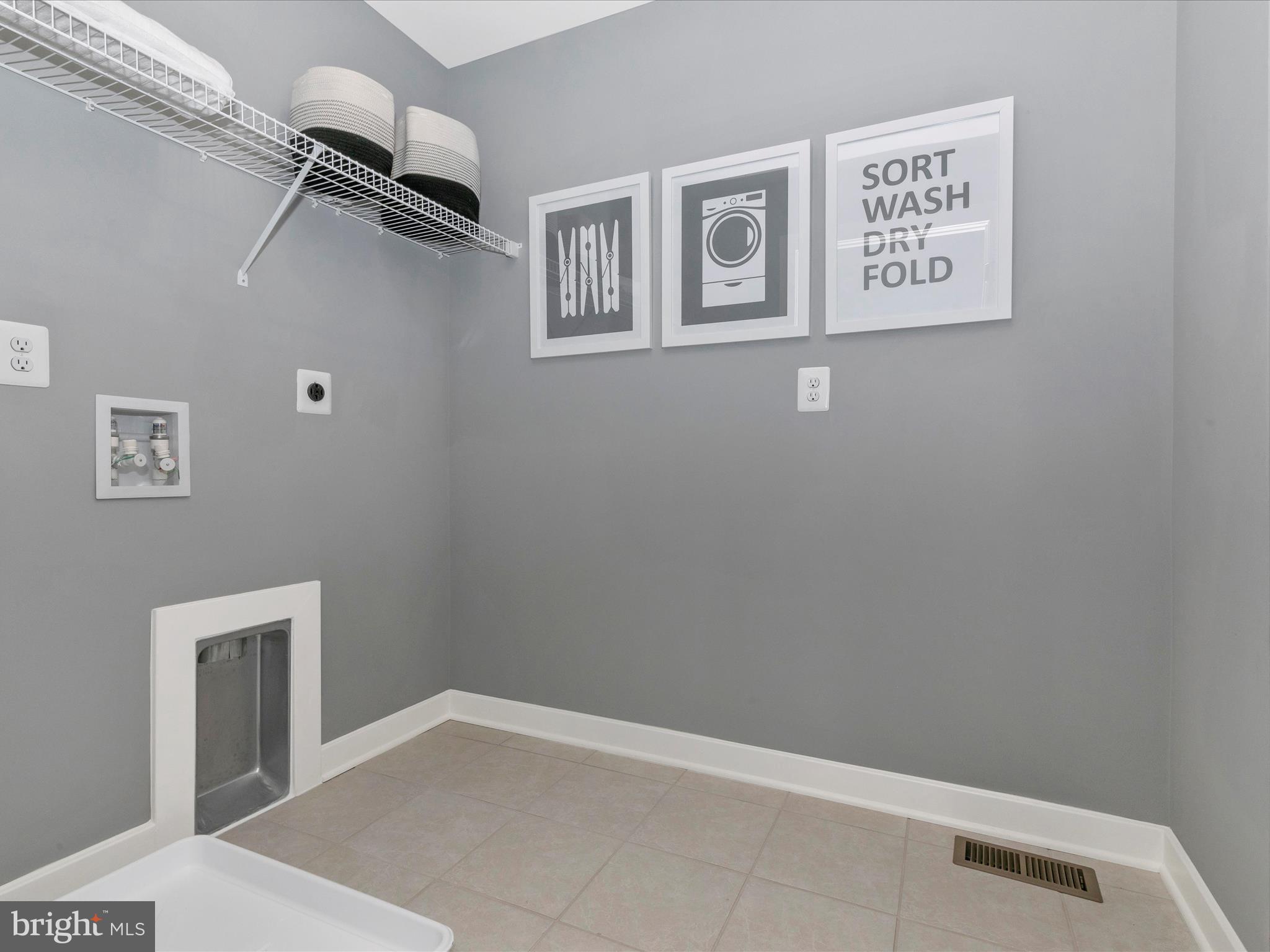 CARDINAL POINTE - Residential