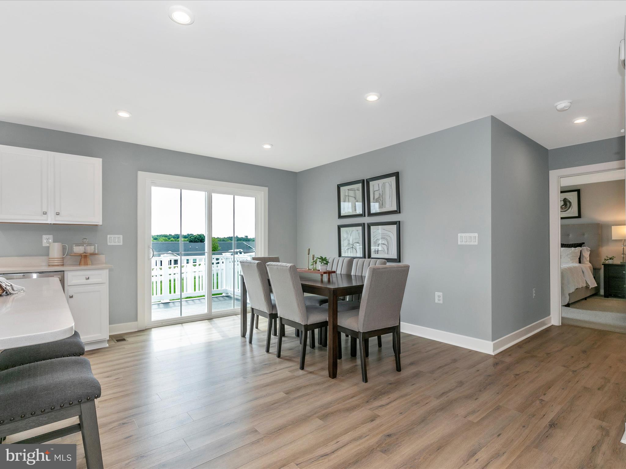 CARDINAL POINTE - Residential