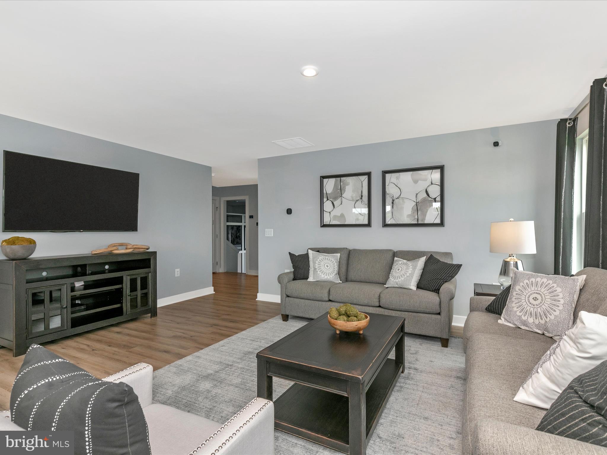 CARDINAL POINTE - Residential