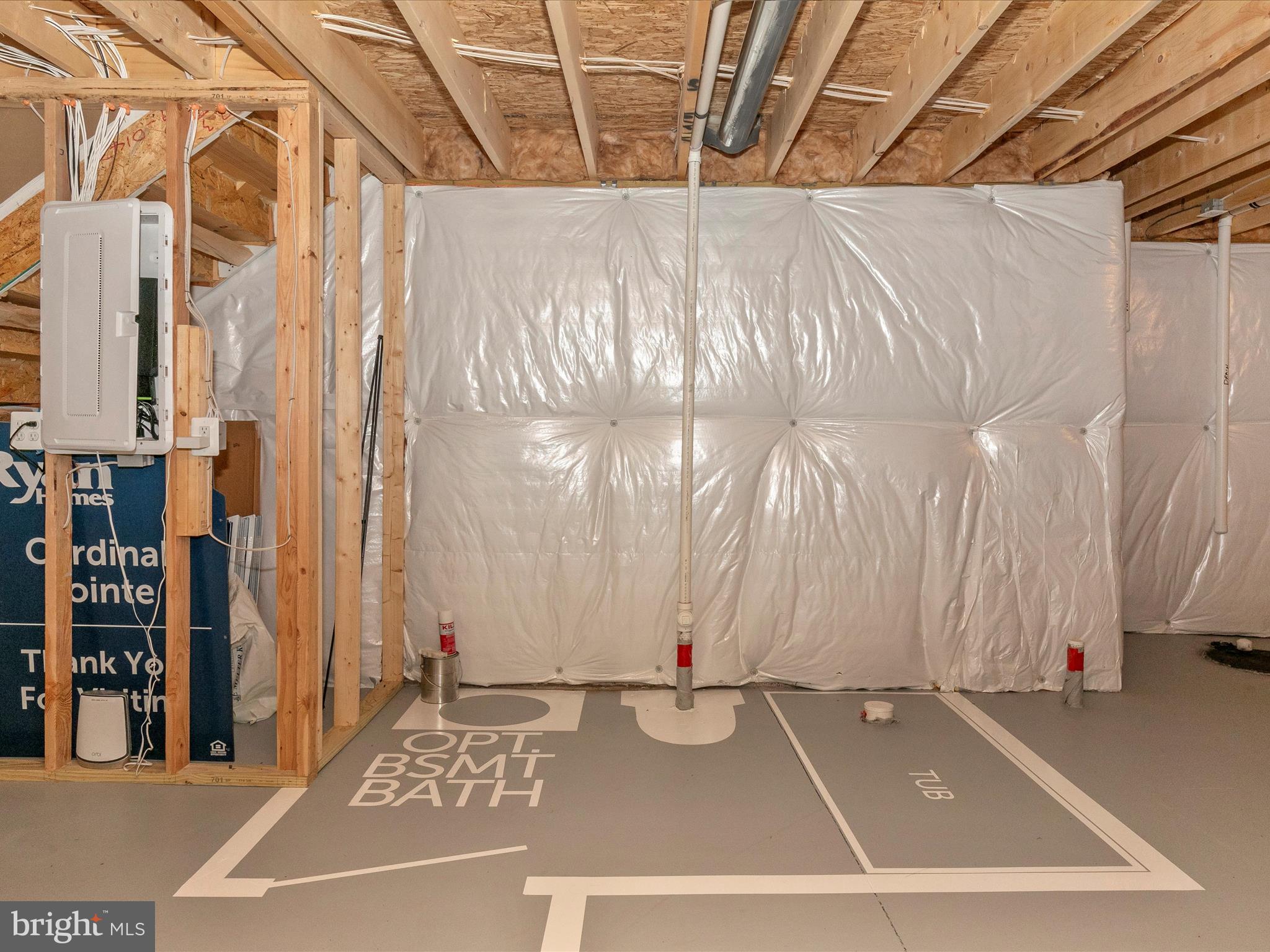 CARDINAL POINTE - Residential