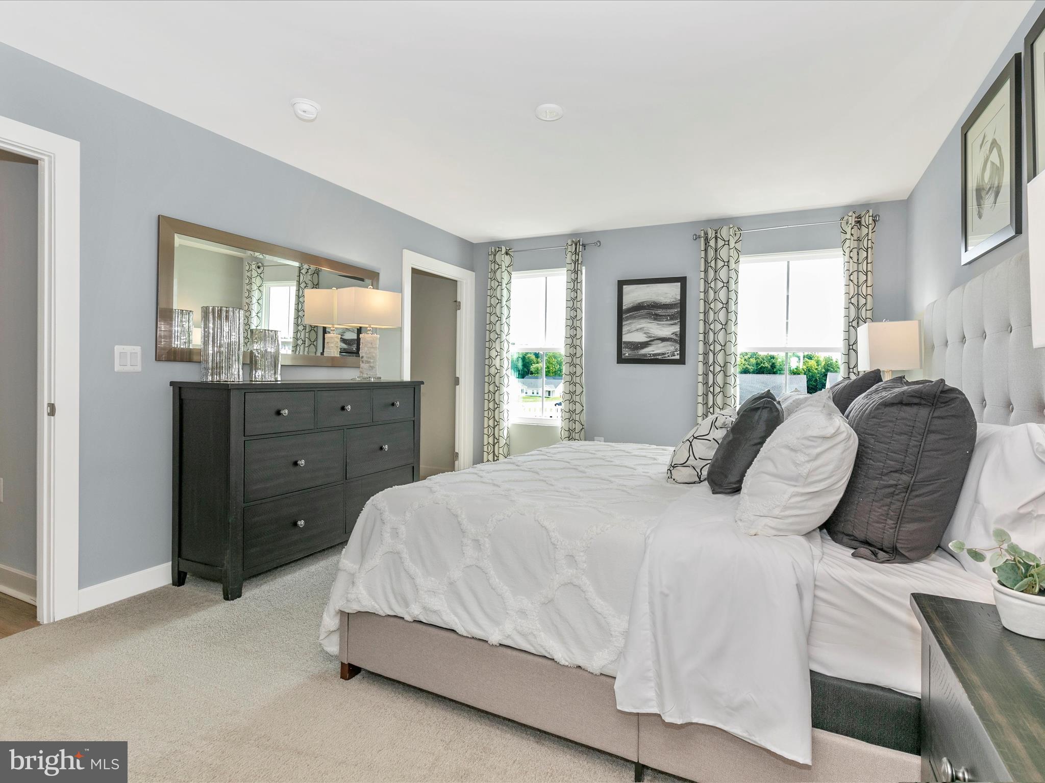 CARDINAL POINTE - Residential