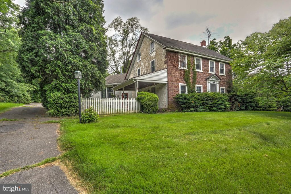 Photo of 115 E Church Street, Stevens, PA 17578 (MLS # PALA2051568)