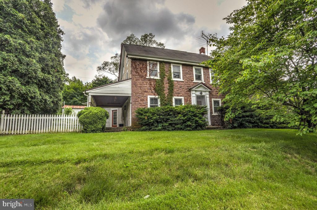 Photo of 115 E Church Street, Stevens, PA 17578 (MLS # PALA2051568)