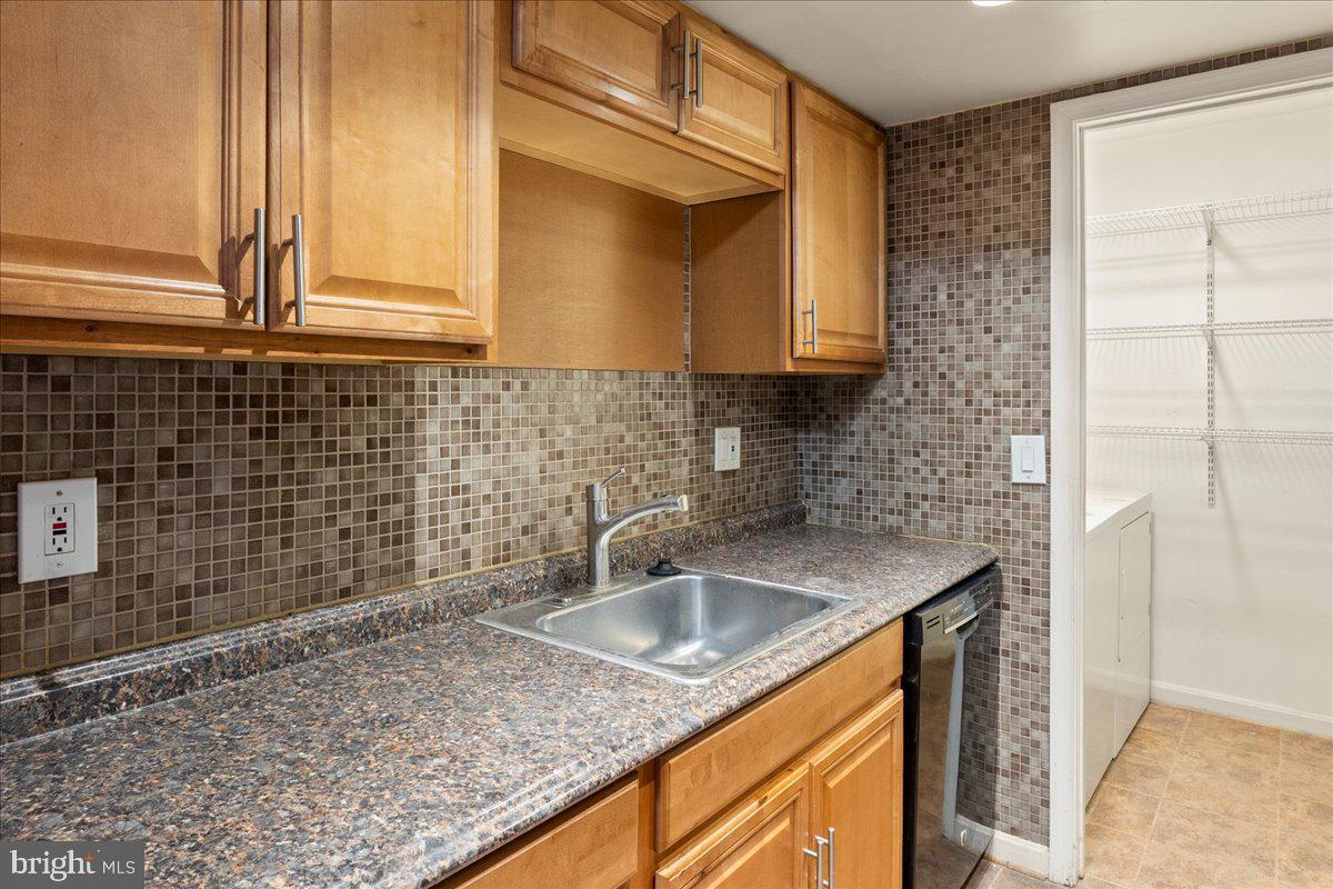 MADISON RIDGE - Residential