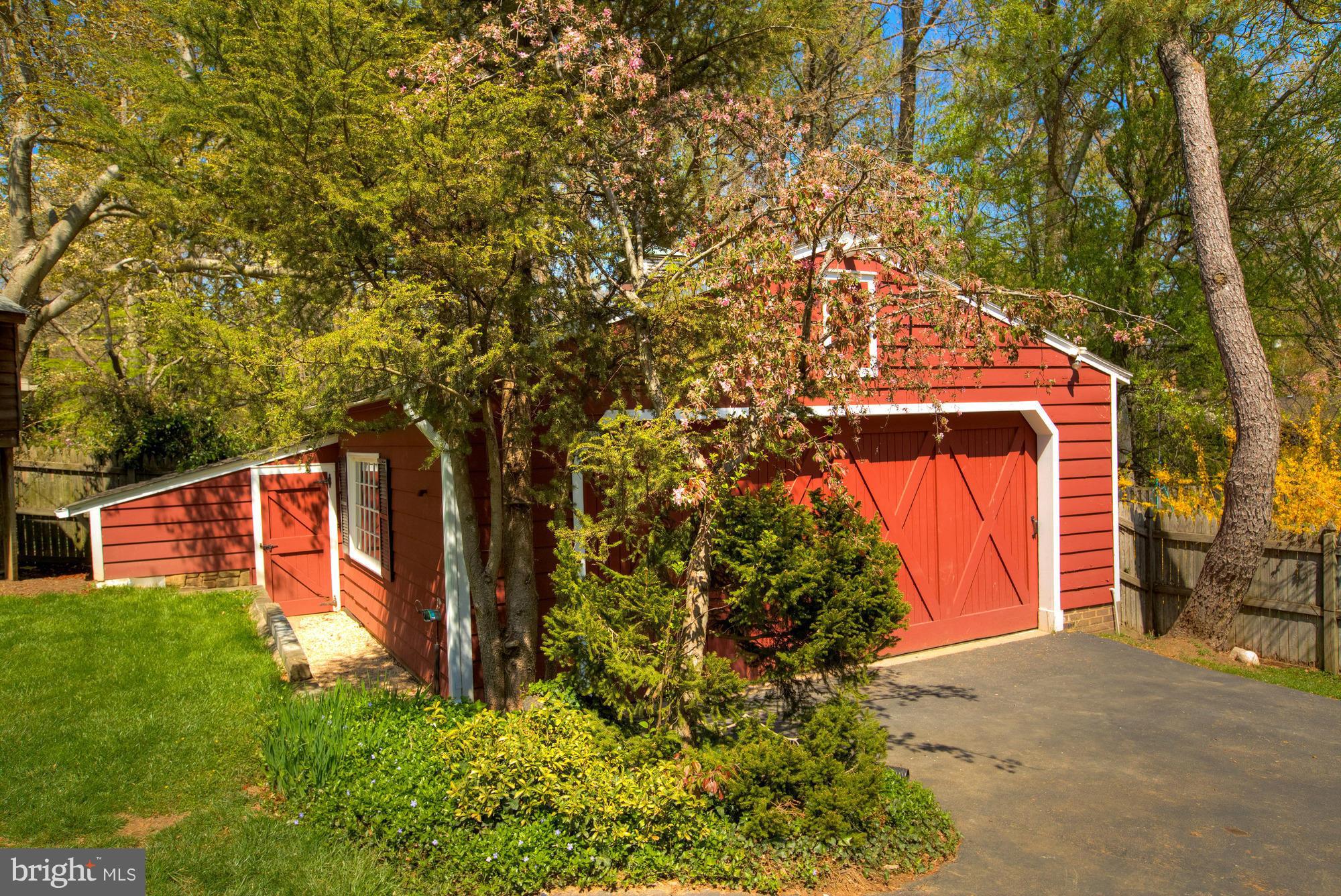 WEST BETHESDA PARK - Residential