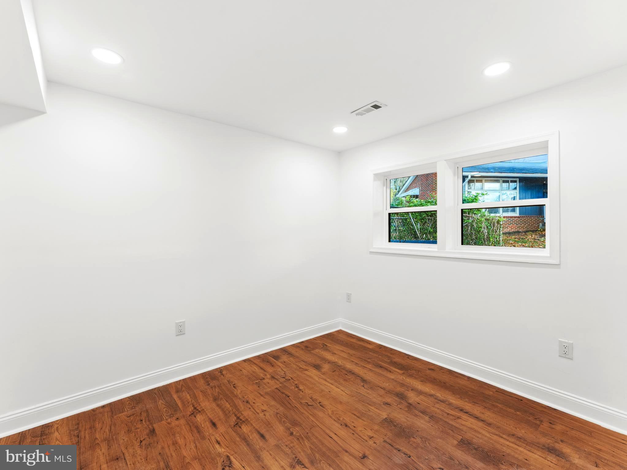 ROCART TERRACE - Residential