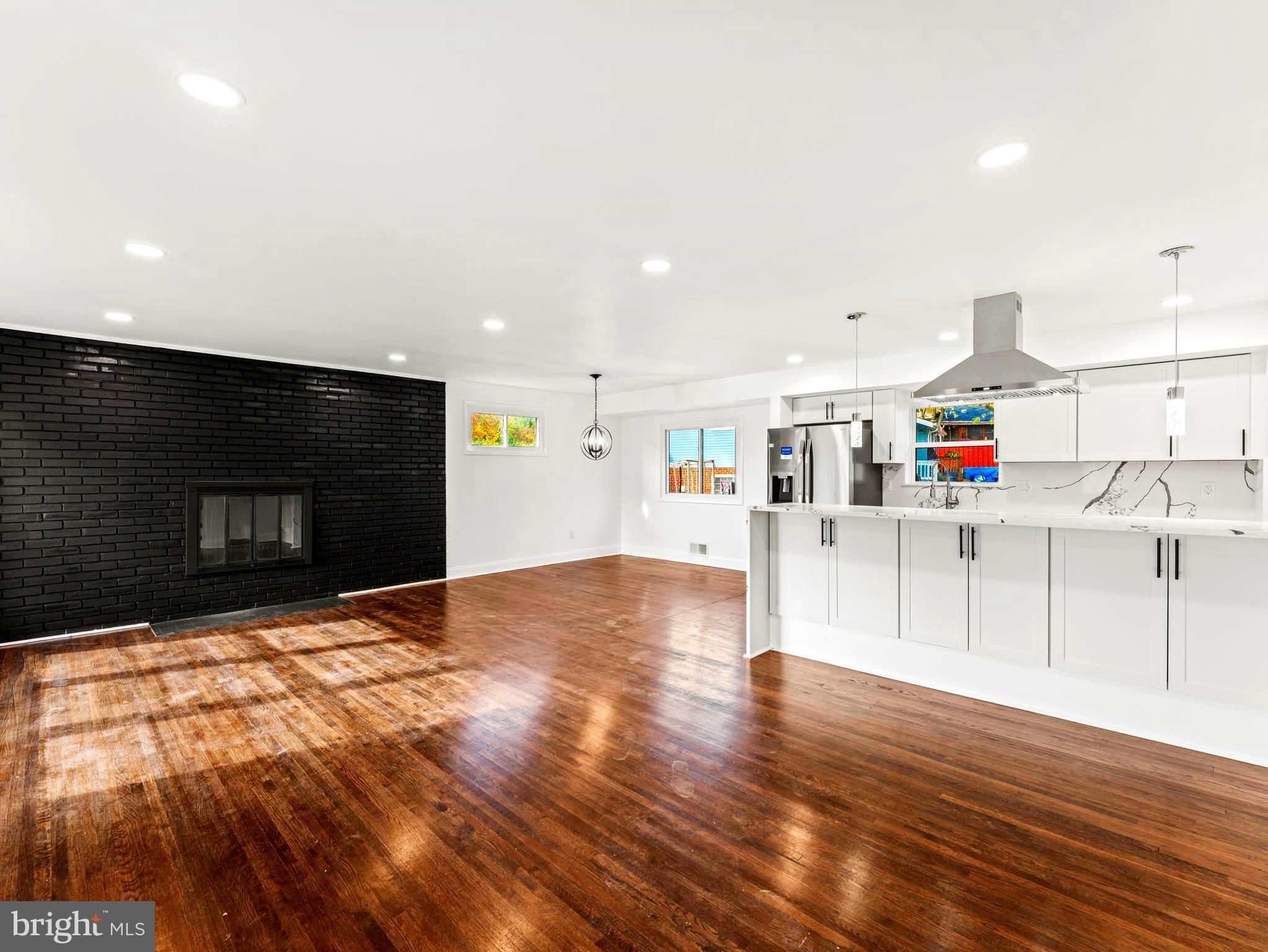 ROCART TERRACE - Residential