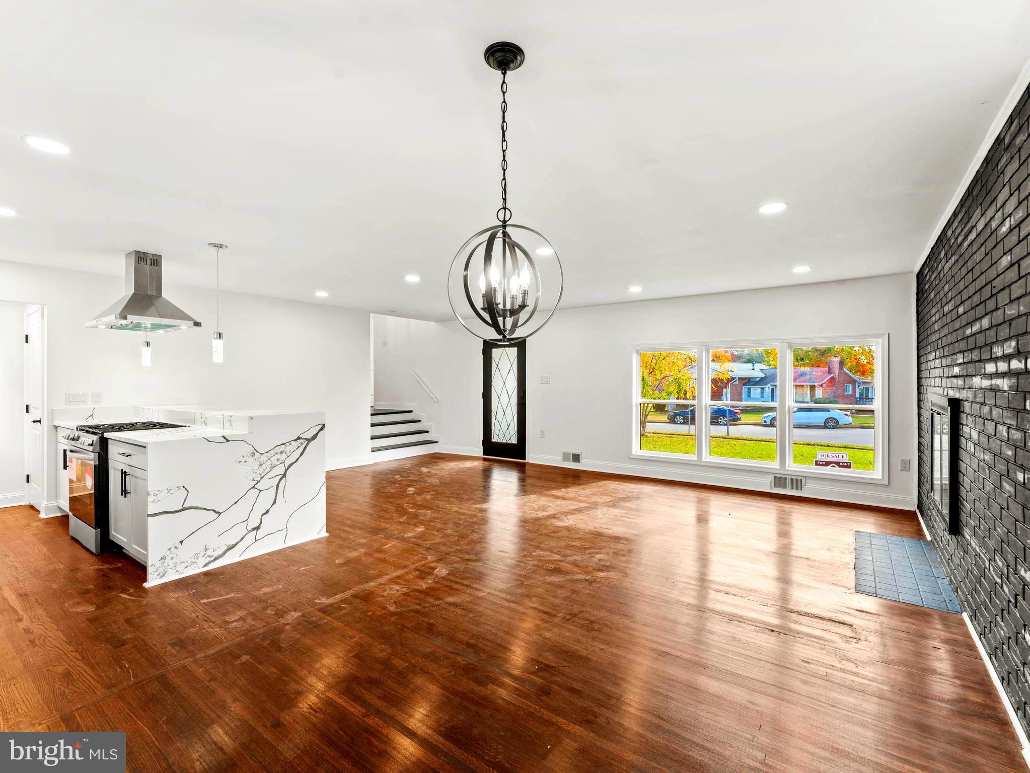 ROCART TERRACE - Residential