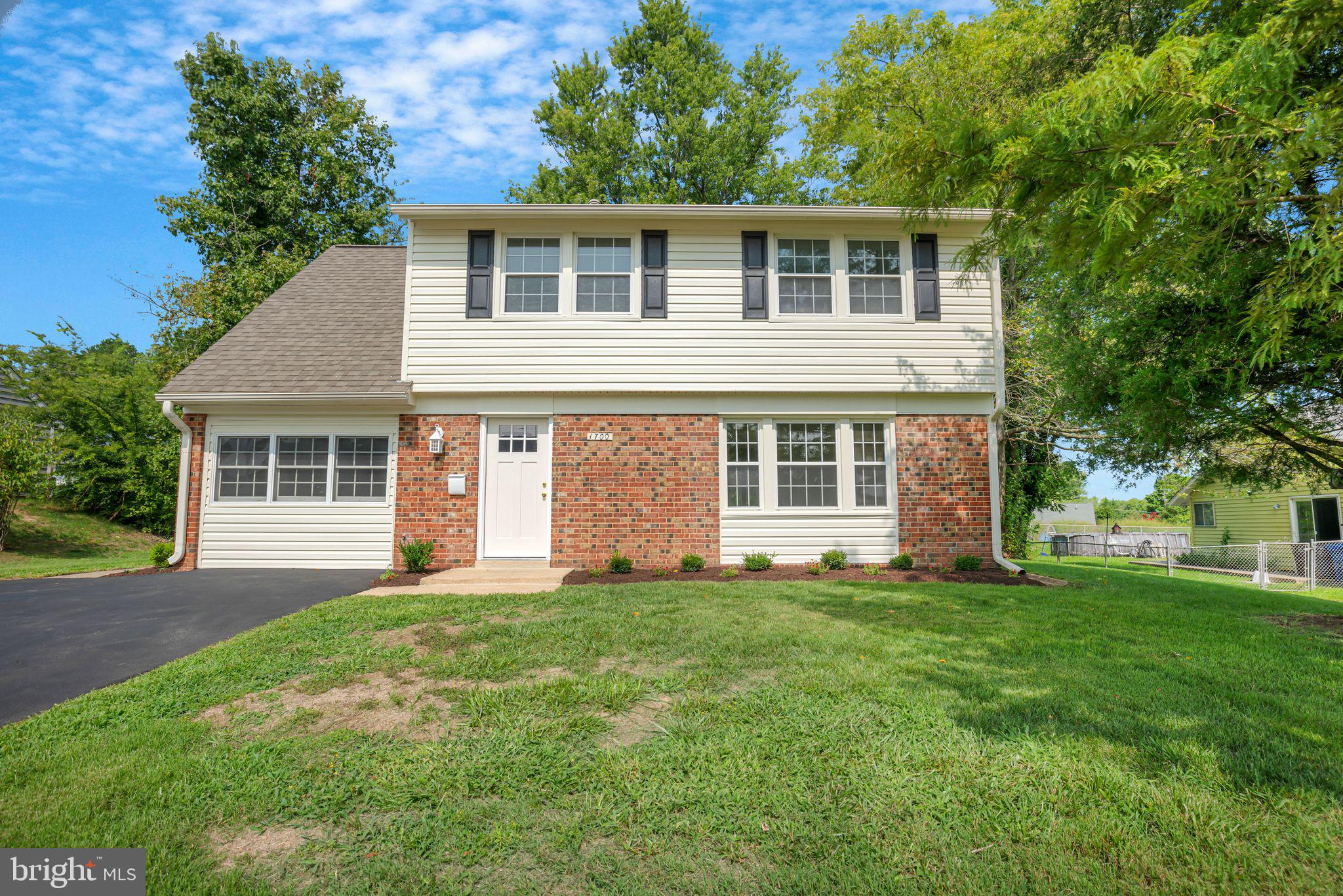 POINTER RIDGE - Residential