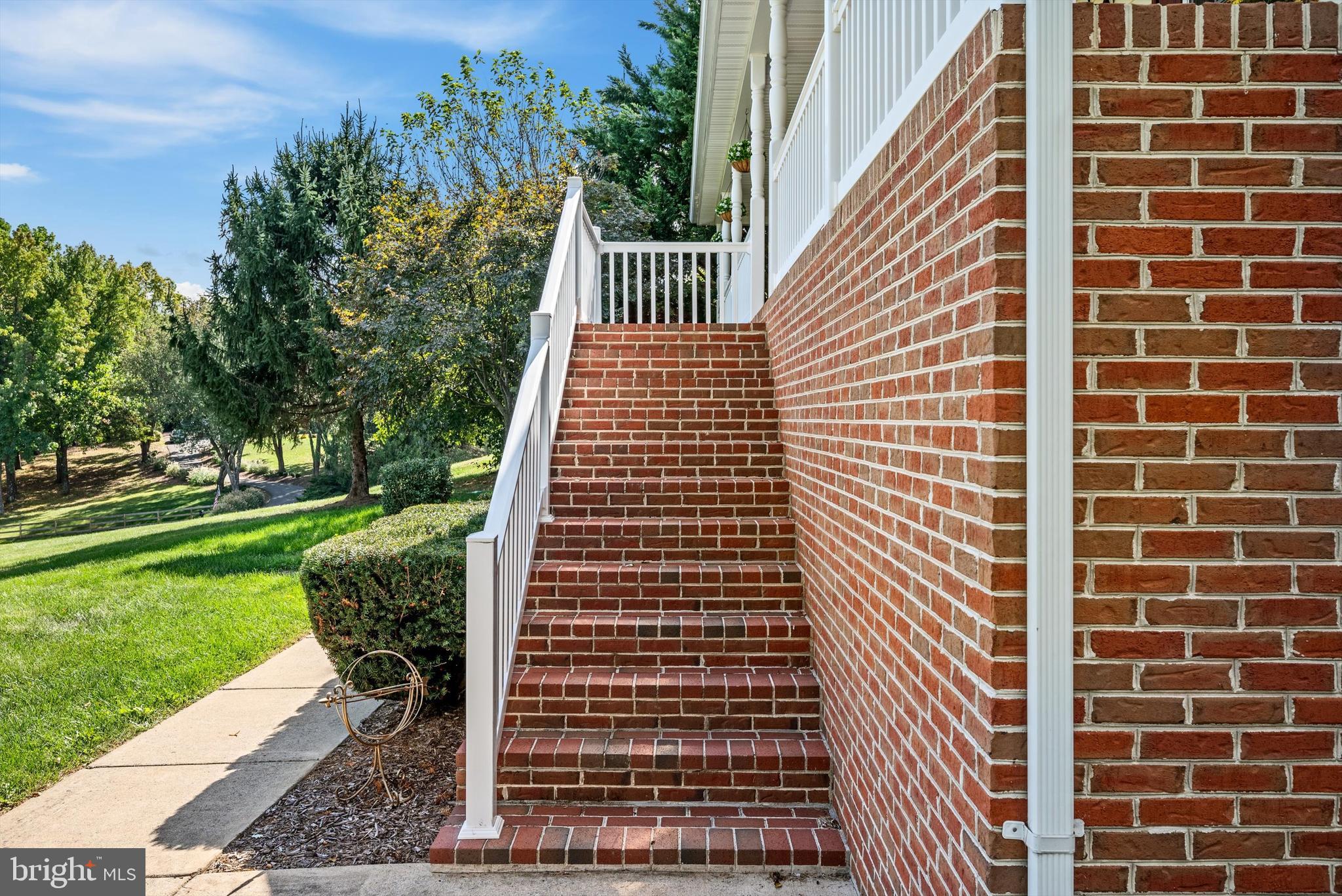 STONEBROOK FARMS - Residential