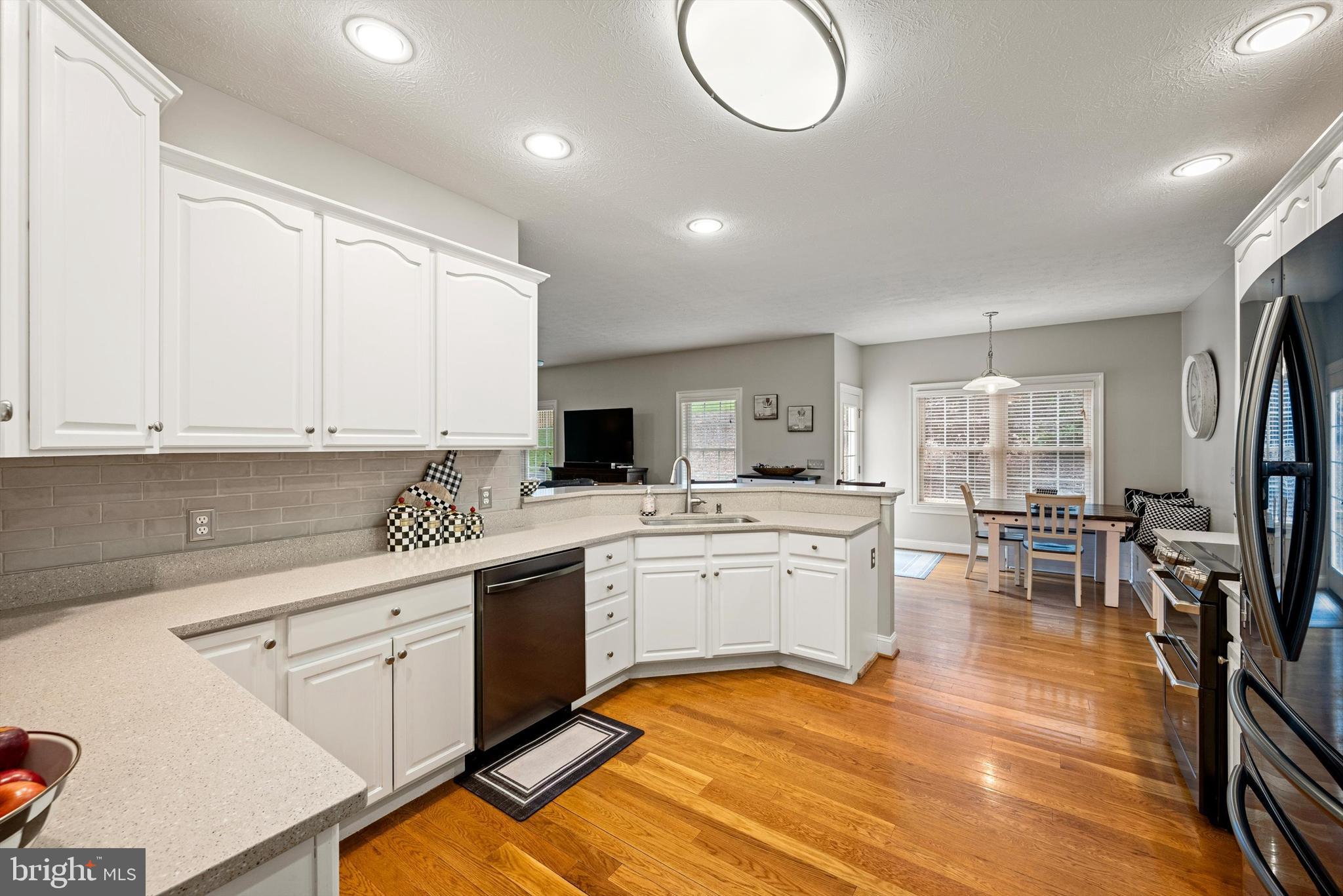 STONEBROOK FARMS - Residential